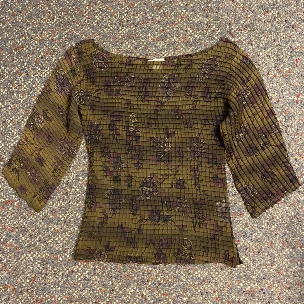 XOXO Medium Green and Purple Sheer Lightweight Blouse - Picture 2 of 3